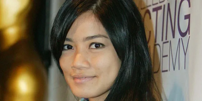 Titi Kamal Tunda Singlenya