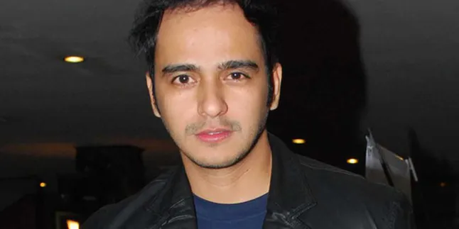 Ali Zaenal Jagoan Sepakbola Tarkam