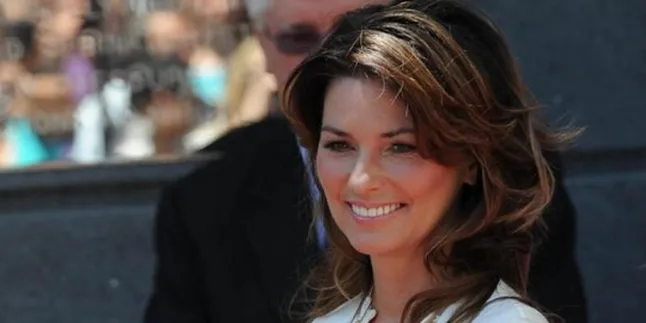 Shania Twain Jadi Penghuni Baru Hollywood Walk of Fame