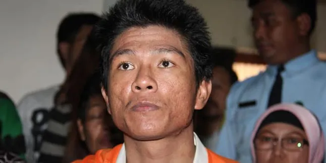 Andika - Izzy Ditangkap Saat Main Kartu