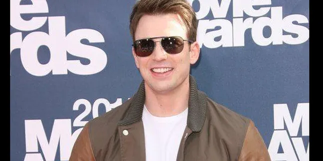 Chris Evans Dihantui Kebotakan