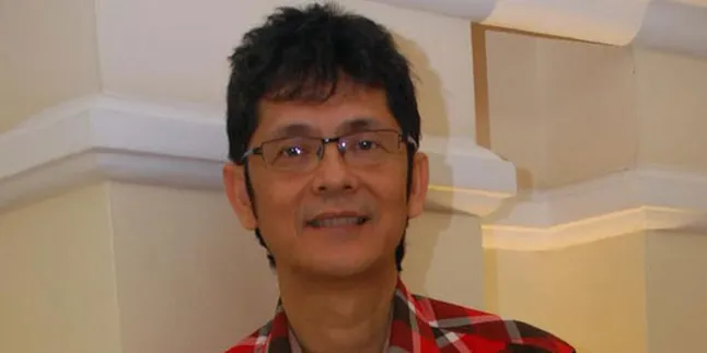 Operasi Vaginoplasty Tak Cocok Untuk Dewi Perssik