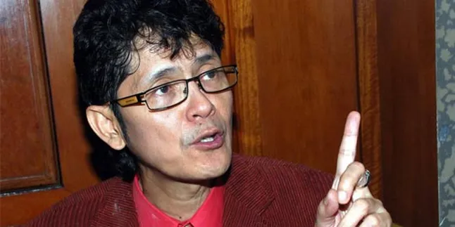 Dr Boyke Tulis Buku Tentang Lukisan