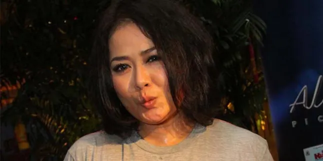 Melly Zamri Akui Kelebihan Berat Badan