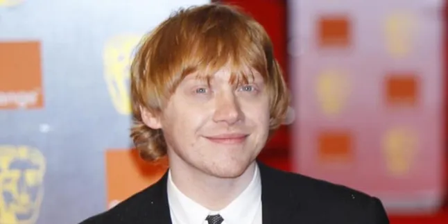 Rupert Grint Gabung Tim 'WARTIME WANDERERS'