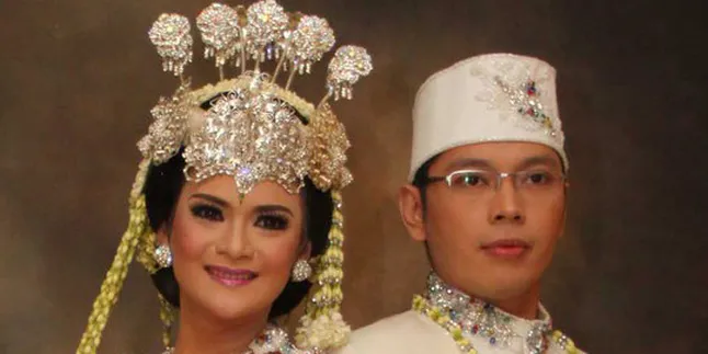 Shezy Idris - Akiz Ingin Punya 3 Anak