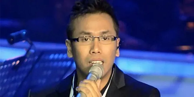 Sammy Sumbang Suara di Pernikahan Shezy Idris