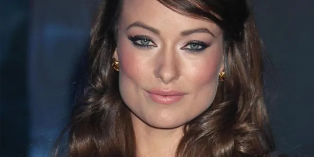 Olivia Wilde Sudah Punya Pacar, Seekor Anjing!