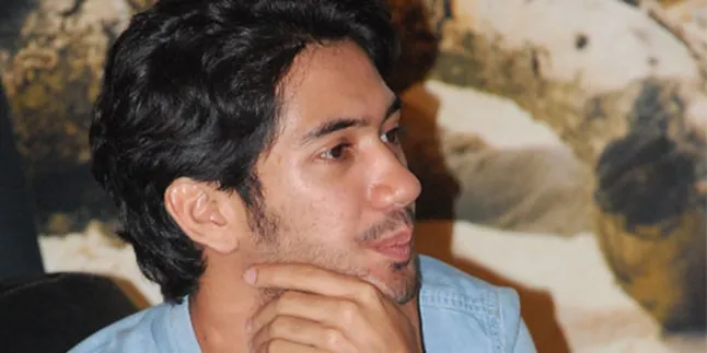 Reza Rahadian Syaratkan Peran Berkarakter