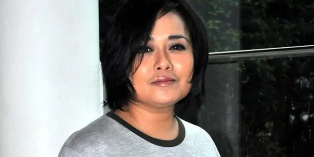 Melly Zamri Colek Pemerintah
