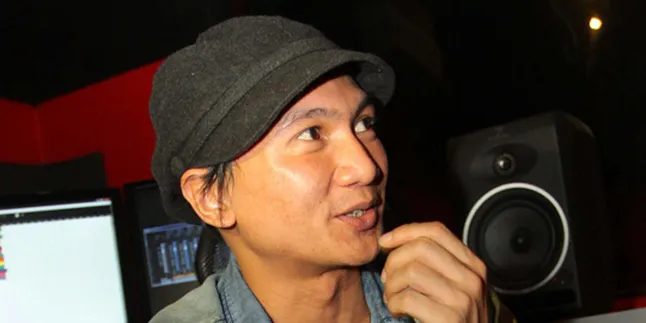 Solo Karir, Anji Kesulitan di Musik