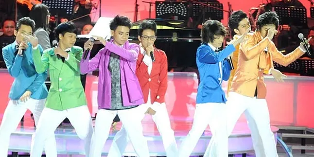 SM*SH Tak Risih Pakai Seragam