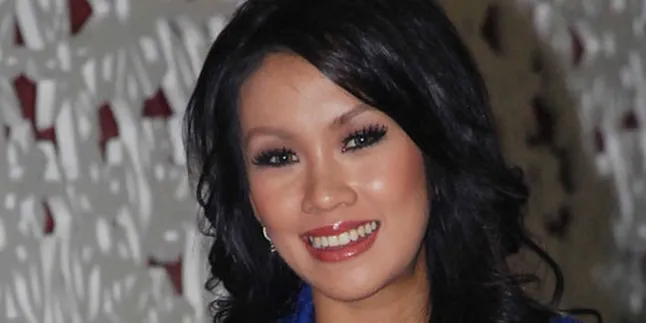 Buang Muka, Gaya Protes Bayi Melanie Putria