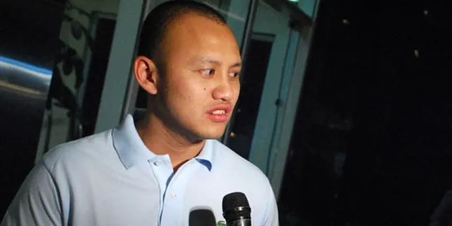 Ananda Mikola Dukung Anak Jadi Pembalap Ananda Mikola Dukung Anak Jadi Pembalap