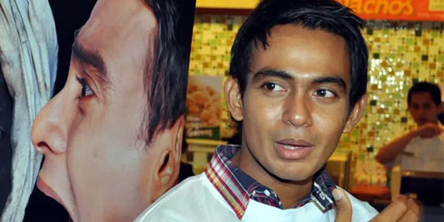 Zacky Zimah Menolak Disamakan Bokir