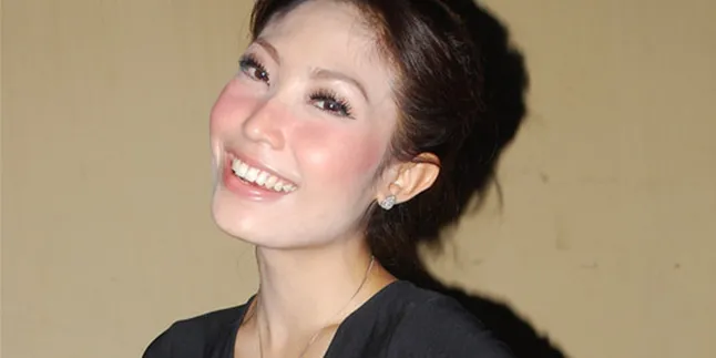 Ayu Dewi: Stress Tidak, Drop Iya!