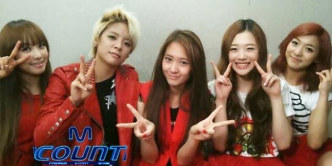 f(x) Panaskan Panggung M! Countdown