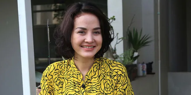 Cynthiara Alona Ingatkan Kaum Pria Lewat Lagu