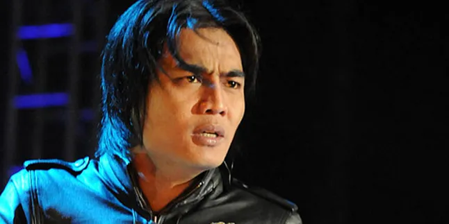 Charly: ST12 Tetap Sama Trinity Charly: ST12 Tetap Sama Trinity