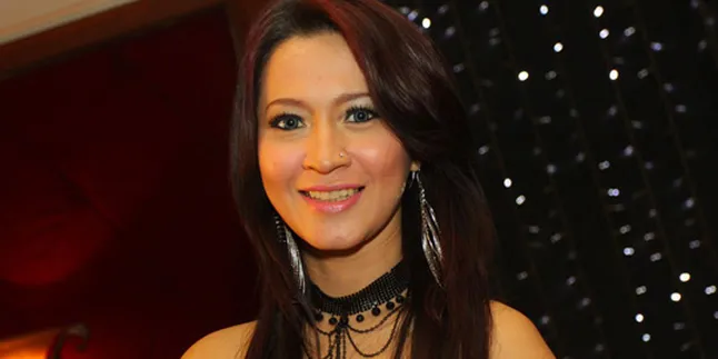 OMG, Anak Pertama Okie Agustina Punya Pacar