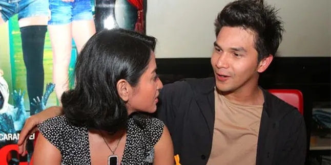 Bayaran Gede, Jonathan Frizzy Terima 'PHP' Bayaran Gede, Jonathan Frizzy Terima 'PHP'