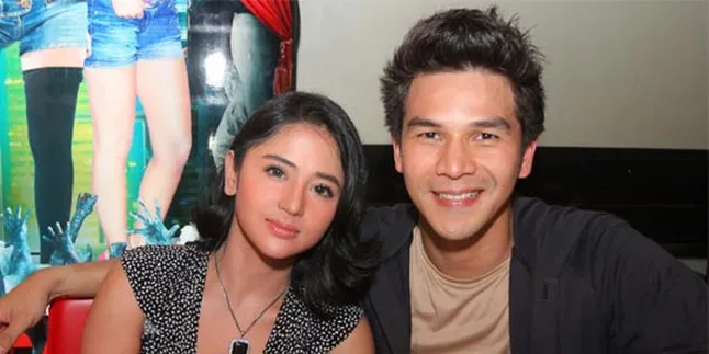 Jonathan Frizzy - Dewi Perssik Layaknya Kakak Adik