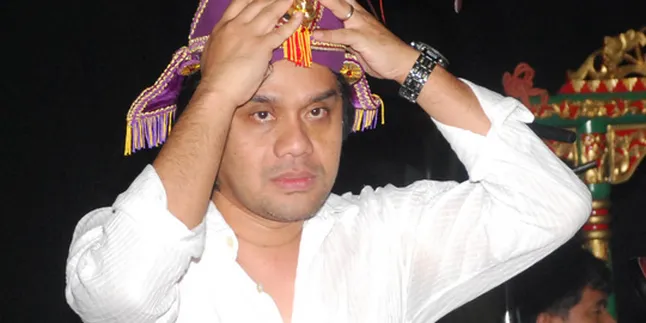 Dwiki Dharmawan Jelajahi Eropa