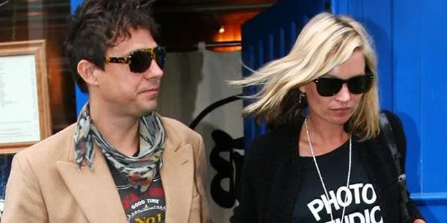 Demi Pernikahan, Kate Moss Bangun Helipad