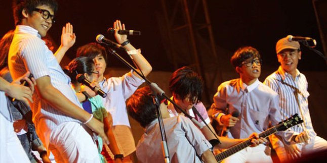 Smash Mendadak Jadi Vokalis The Changcuters