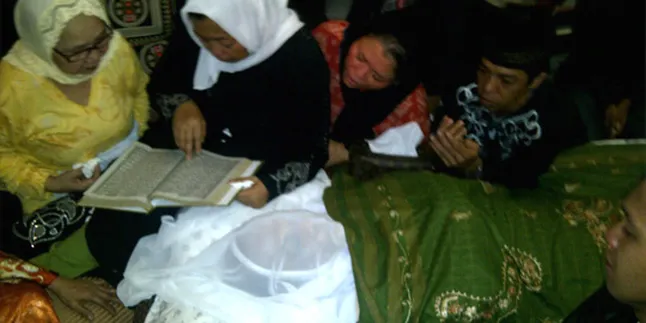 Zainuddin MZ Tak Sadar Usai Sholat Subuh