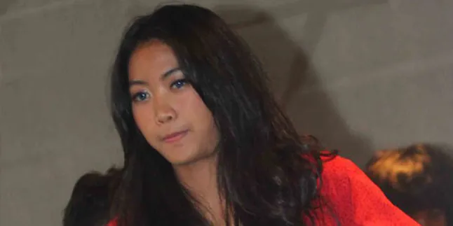 Widy Vierra Alami Memar di Perut