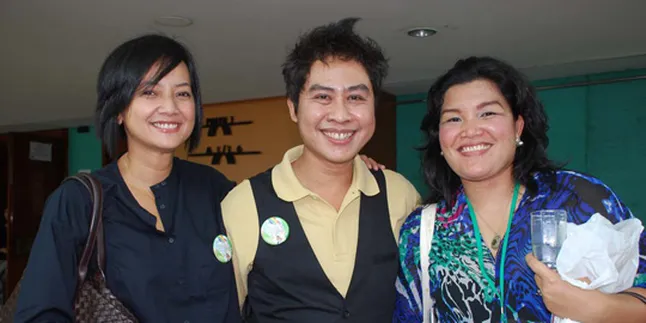 Cut Mini Temukan Kebahagiaan Jadi Pendongeng