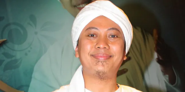 KH Zainuddin MZ di Mata Opick KH Zainuddin MZ di Mata Opick