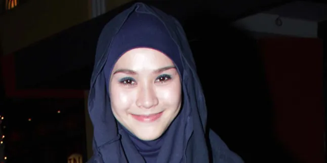 Zaskia Adya Mecca Berjilbab Hindari Pelecehan