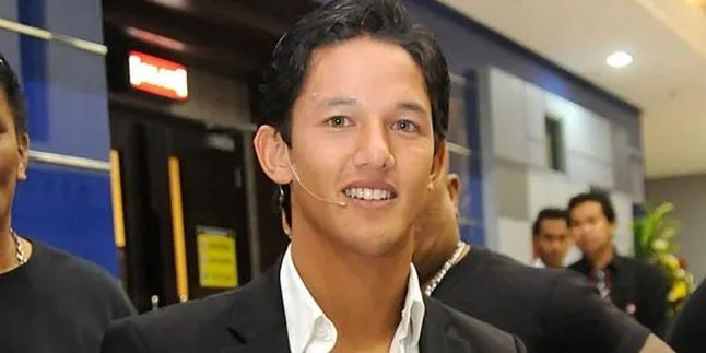 Bulan Madu Irfan Bachdim di Indonesia?