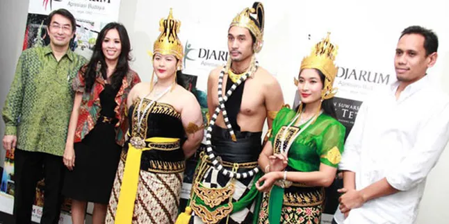 'JABANG TETUKO': Pagelaran Wayang Modern Ala Broadway