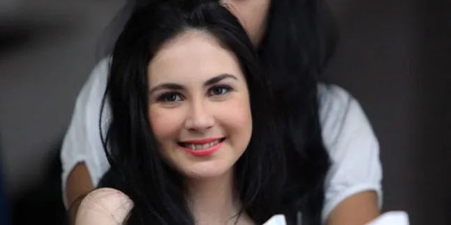 Arumi Bachsin Tidak Trauma Dengan Pria Malaysia