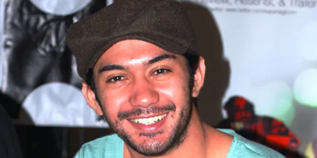 Reza Rahadian Tertantang di Film DILEMA