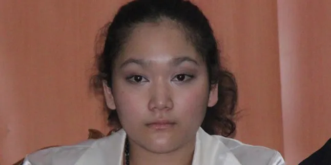 Putri Ari Sigit Makin di Atas Angin