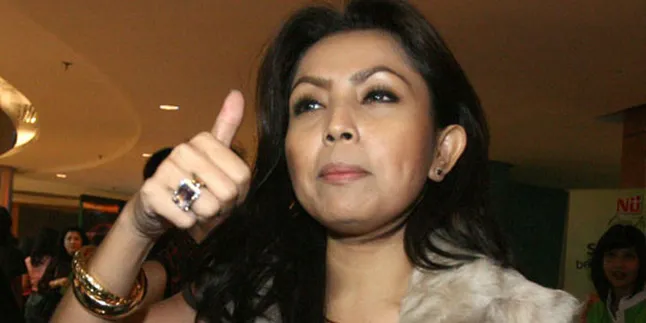 Mayangsari Boyong Penghulu ke Rumah