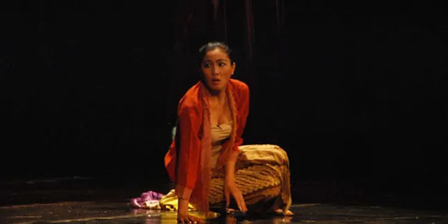 Olivia Zalianty: Teater Gak Beda Sama Politik