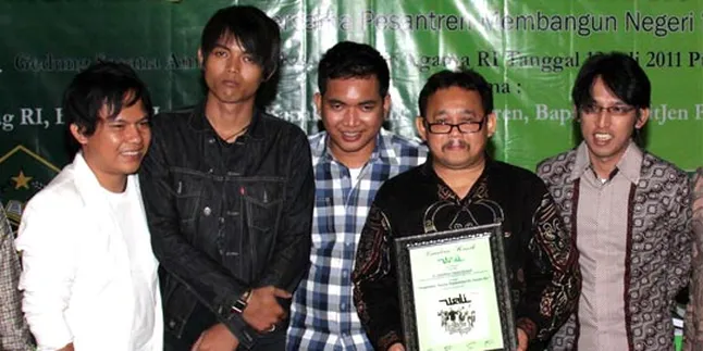 Wali Band 'Terlahir' Dari Pesantren