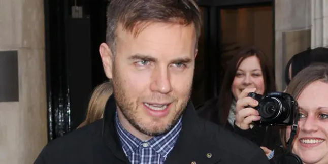 Pesawat Take That Disambar Petir