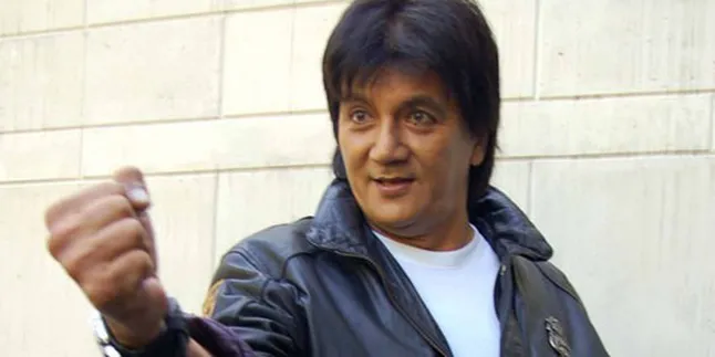 57 Tahun, George Rudy Masih Bisa Split