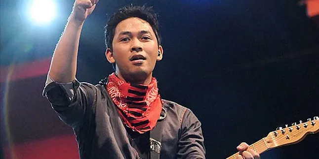 Peterpan Vakum, Uki Garap Astoria Band