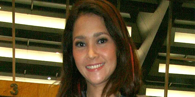 Asmara Maia Estianty Dari Pengamatan Guru Spiritual