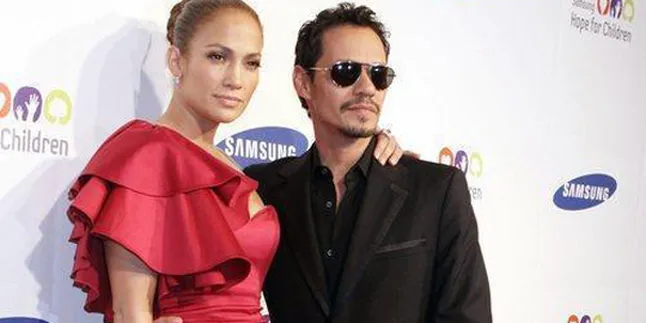 JLo - Marc Anthony Cerai Gara-Gara Pekerjaan?