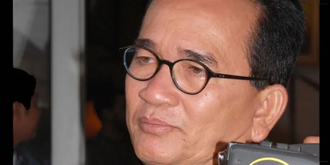 Oknum Pendeta Muluskan Pernikahan Ruhut Sitompul