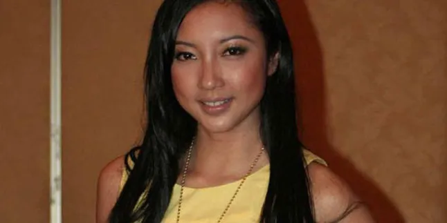 Reni Sutiyoso: Bayinya Dian Ganteng Seperti Indraguna Reni Sutiyoso: Bayinya Dian Ganteng Seperti Indraguna
