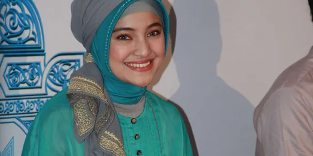 Marshanda Ingin Punya Anak Usai Lulus S1 Marshanda Ingin Punya Anak Usai Lulus S1